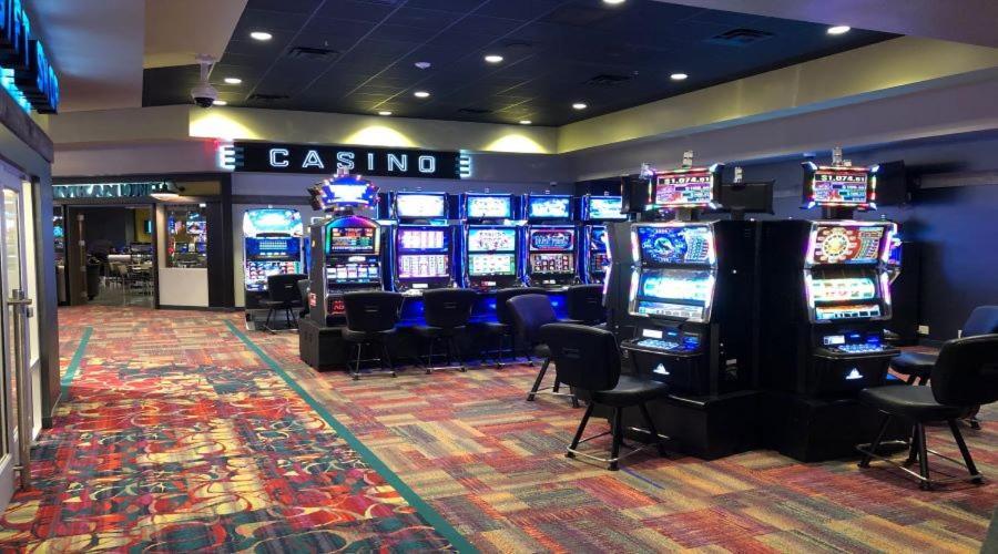 Havasu Landing Resort And Casino Havasu Lake Екстериор снимка